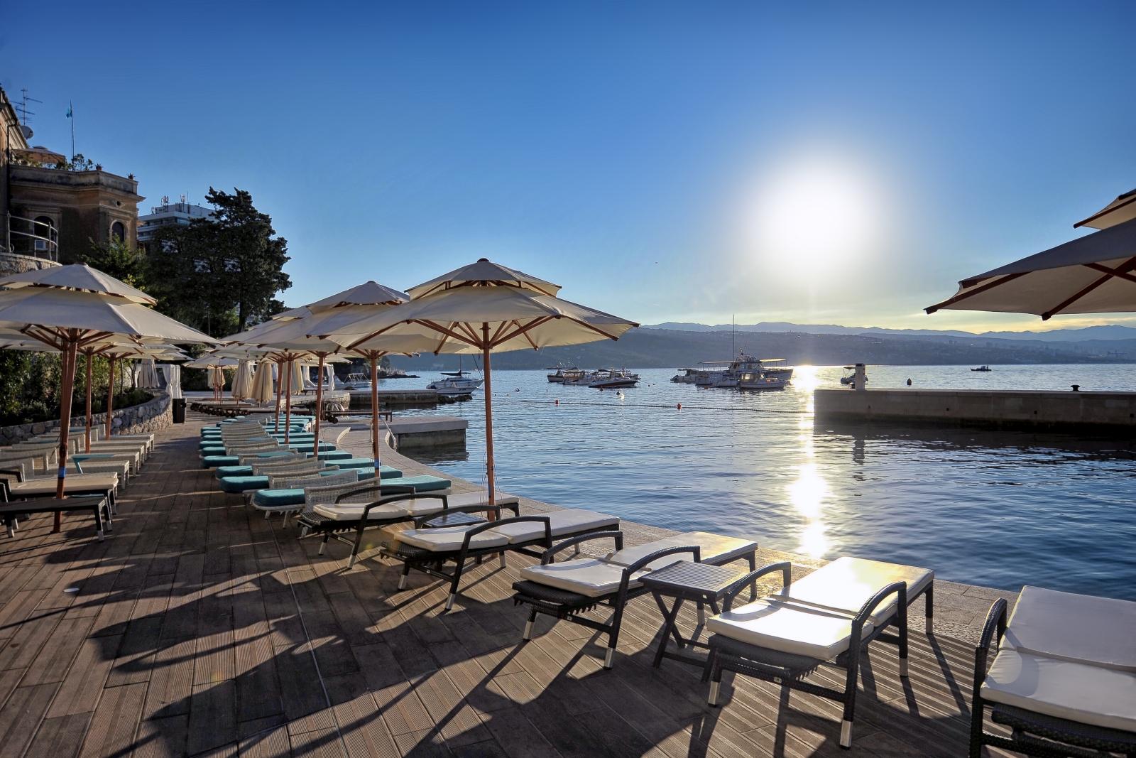 Royal Beach Party powered by Freixenet