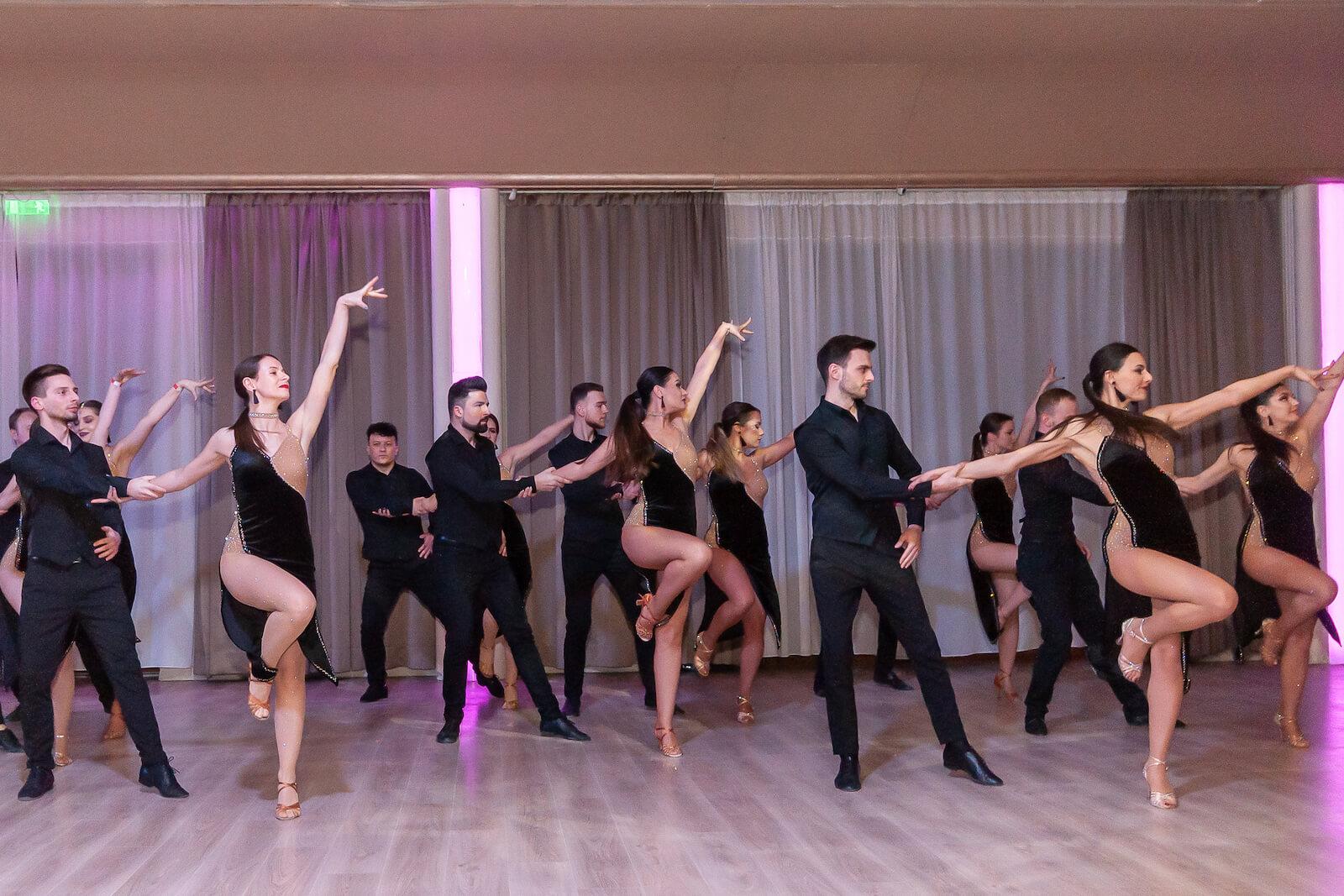 BAILArte Bachata Team (Romania)