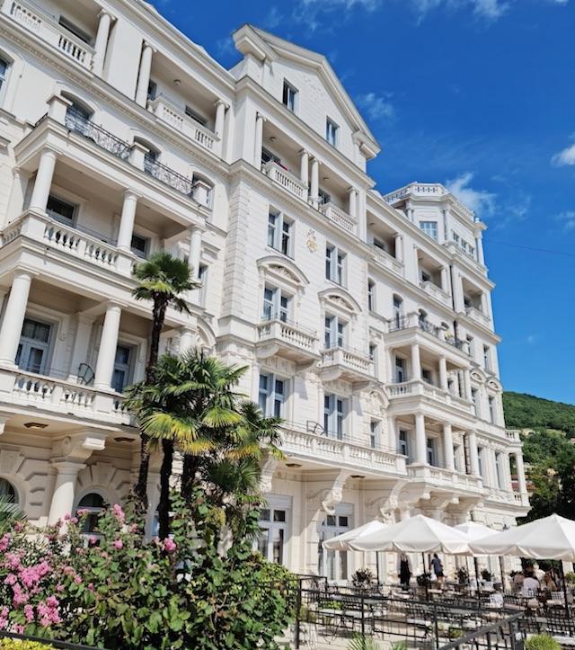 Hotel Palace Bellevue (4*) - SOLD OUT!