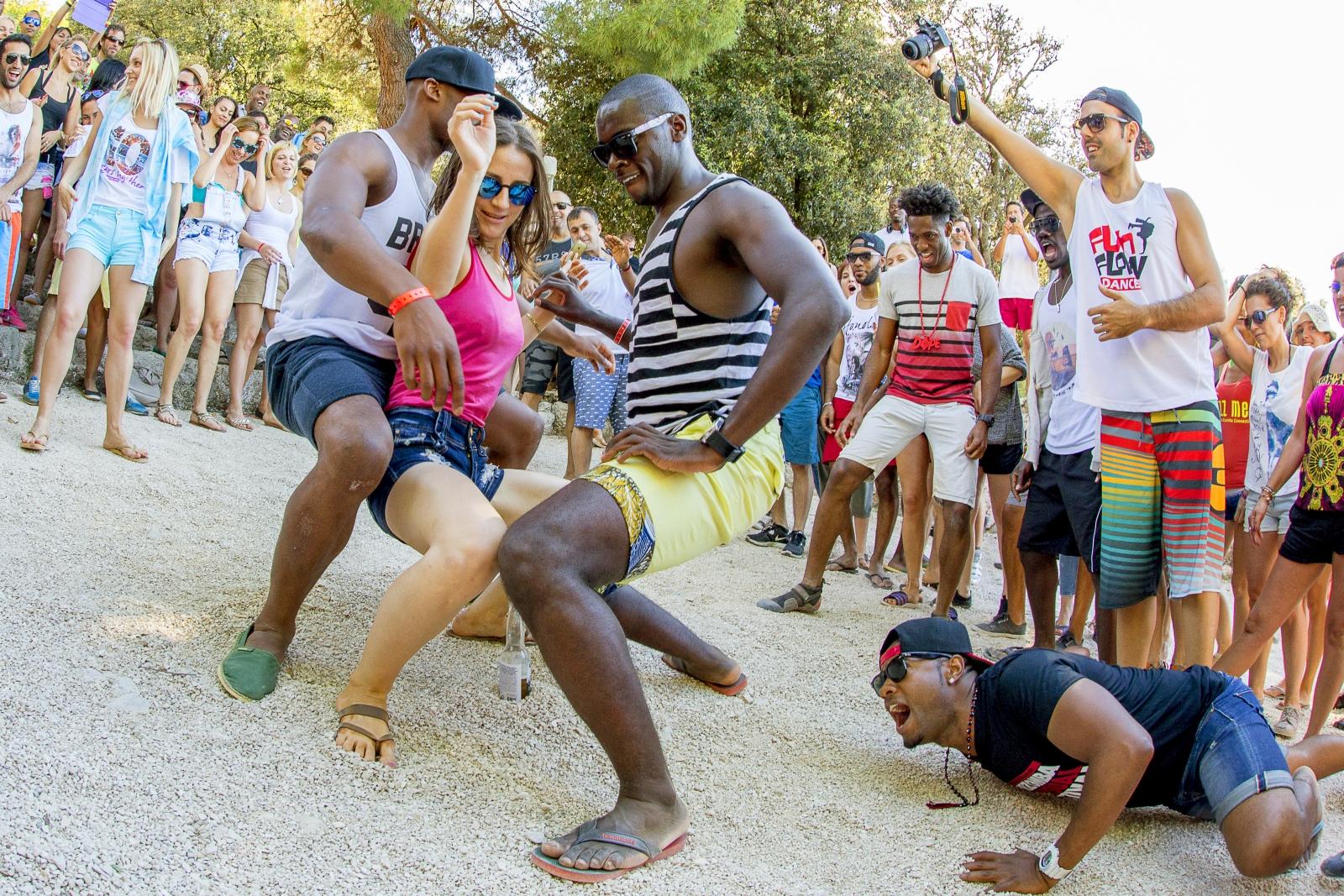 Paradiso Beach Party