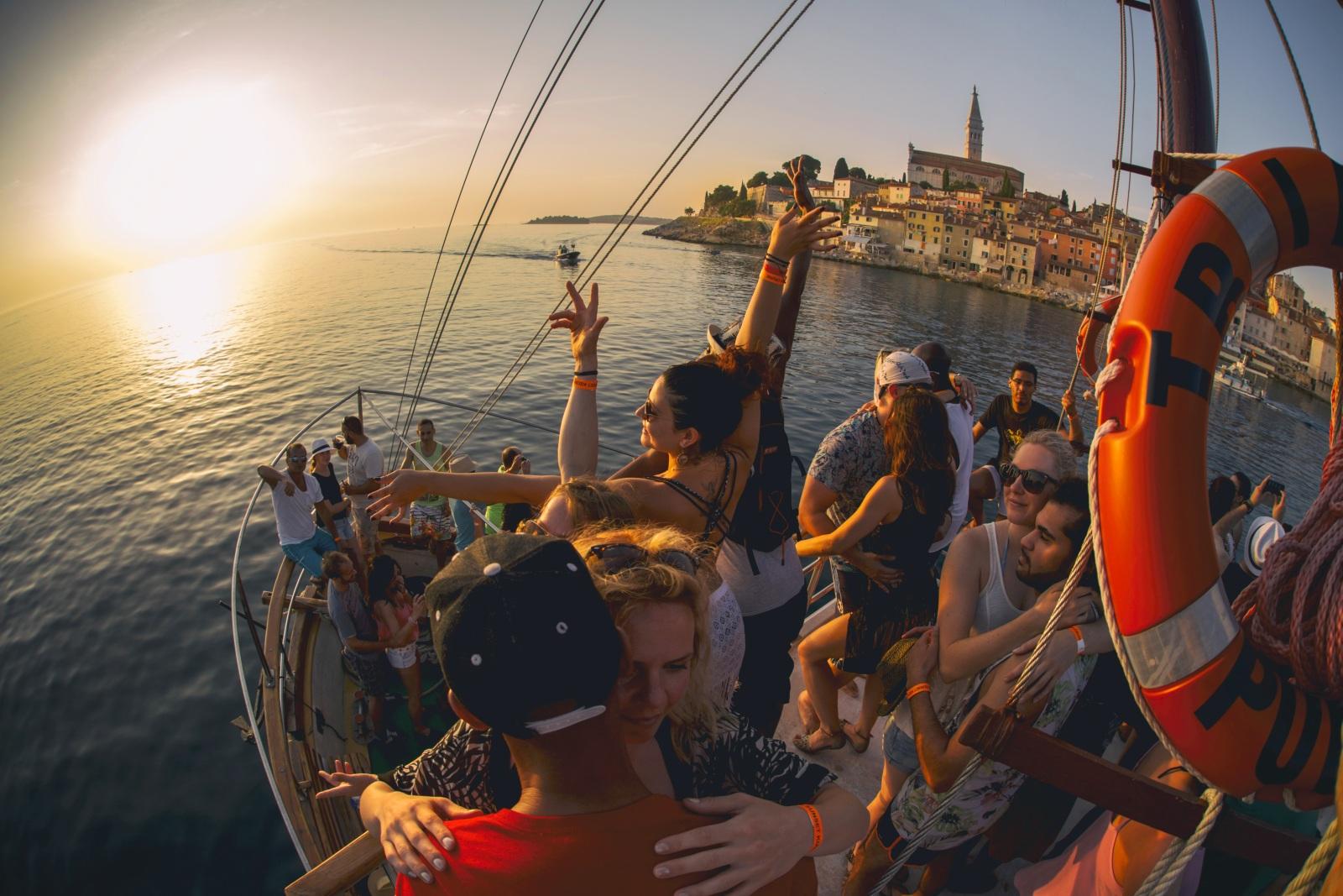 Sunset Bachata Cruise